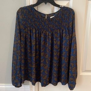 𝅺LOFT sheer blouse. Size S